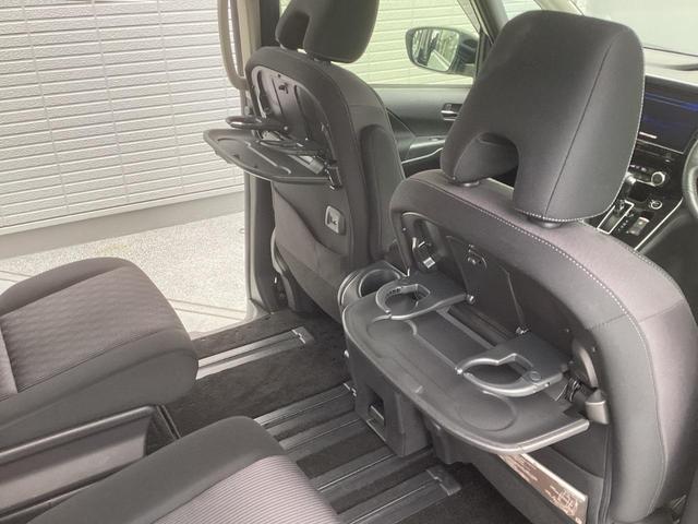 セレナ ハイウェイスターＶ　メモリーナビ　全方位モニター　ＥＴＣ　ドライブレコーダー　プロパイロット　衝突被害軽減ブレーキ　後側方車両検知警報システム　両側電動スライドドア　オートマチックハイビーム　スマートキー（22枚目）