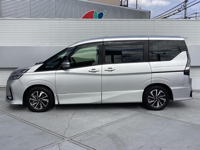 セレナ ハイウェイスターＶ　メモリーナビ　全方位モニター　ＥＴＣ　ドライブレコーダー　プロパイロット　衝突被害軽減ブレーキ　後側方車両検知警報システム　両側電動スライドドア　オートマチックハイビーム　スマートキー（32枚目）