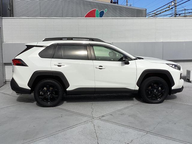 ＲＡＶ４ アドベンチャー　オフロードパッケージＩＩ　メモリーナビ　全方位モニター　ＥＴＣ　ドライブレコーダー前後　レーダークルーズコントロール　衝突被害軽減ブレーキ　後側方車両検知警報システム　電動シート　電動リヤゲート　シートヒーター　スマートキー（19枚目）