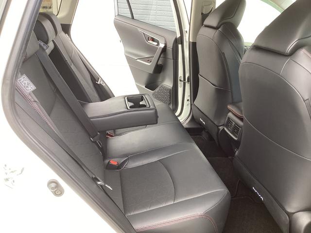 ＲＡＶ４ アドベンチャー　オフロードパッケージＩＩ　メモリーナビ　全方位モニター　ＥＴＣ　ドライブレコーダー前後　レーダークルーズコントロール　衝突被害軽減ブレーキ　後側方車両検知警報システム　電動シート　電動リヤゲート　シートヒーター　スマートキー（22枚目）