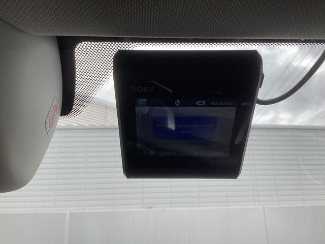 フォレスター プレミアム メモリーナビ バックカメラ 電動シート ドライブレコーダー前後 衝突被害軽減ブレーキ 後側方車両検知警報システム レーダークルーズコントロール デジタルルームミラー ルーフレール スマートキー(8枚目)