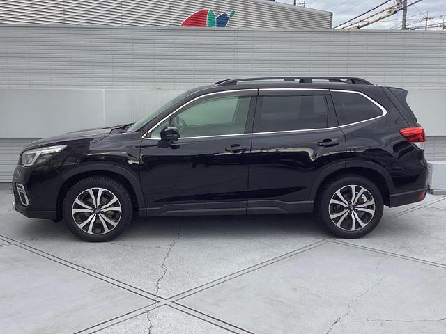 フォレスター プレミアム メモリーナビ バックカメラ 電動シート ドライブレコーダー前後 衝突被害軽減ブレーキ 後側方車両検知警報システム レーダークルーズコントロール デジタルルームミラー ルーフレール スマートキー(32枚目)