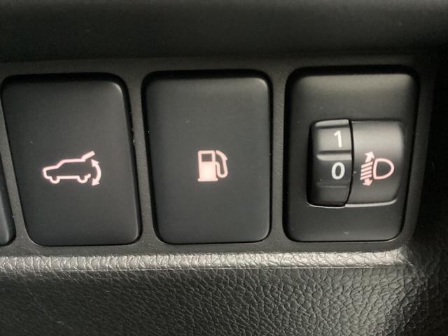 エクリプスクロスPHEV P 元試乗車 電気温水式ヒーター スマホ連携ナビ 全方位モニター ETC2.0 マイパイロット リモートコントロール 衝突被害軽減ブレーキ 後側方車両検知警報システム 電動シート 電動リヤゲート(52枚目)