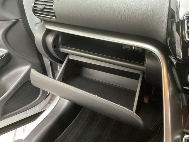 エクリプスクロスPHEV P 元試乗車 電気温水式ヒーター スマホ連携ナビ 全方位モニター ETC2.0 マイパイロット リモートコントロール 衝突被害軽減ブレーキ 後側方車両検知警報システム 電動シート 電動リヤゲート(57枚目)