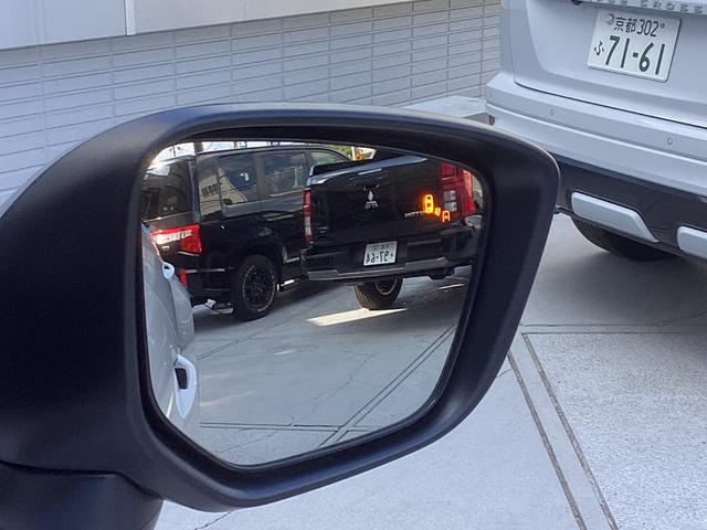 エクリプスクロスPHEV ブラックエディション 元試乗車 電気温水式ヒーター 電動シート スマホ連携ナビ 全方位モニター ETC2.0 マイパイロット リモートコントロール 衝突被害軽減ブレーキ 後側方車両検知警報システム 電動リヤゲート(15枚目)