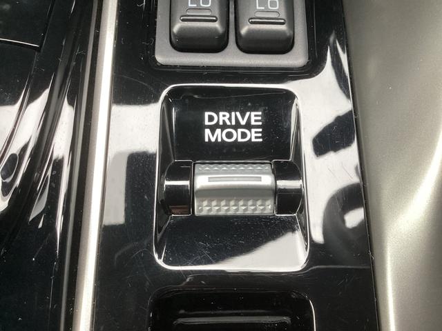 エクリプスクロスPHEV ブラックエディション 元試乗車 電気温水式ヒーター 電動シート スマホ連携ナビ 全方位モニター ETC2.0 マイパイロット リモートコントロール 衝突被害軽減ブレーキ 後側方車両検知警報システム 電動リヤゲート(40枚目)