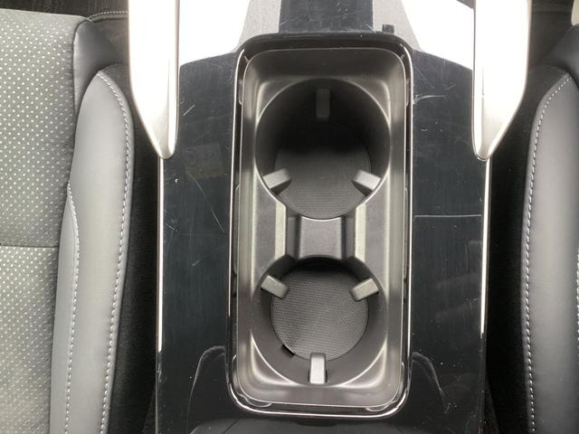 エクリプスクロスPHEV ブラックエディション 元試乗車 電気温水式ヒーター 電動シート スマホ連携ナビ 全方位モニター ETC2.0 マイパイロット リモートコントロール 衝突被害軽減ブレーキ 後側方車両検知警報システム 電動リヤゲート(60枚目)