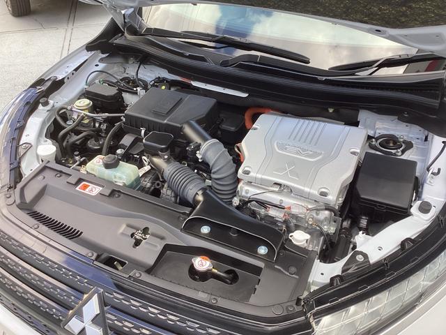 エクリプスクロスPHEV ブラックエディション 元試乗車 電気温水式ヒーター 電動シート スマホ連携ナビ 全方位モニター ETC2.0 マイパイロット リモートコントロール 衝突被害軽減ブレーキ 後側方車両検知警報システム 電動リヤゲート(72枚目)