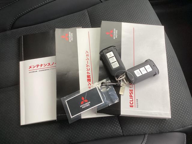 エクリプスクロスPHEV ブラックエディション 元試乗車 電気温水式ヒーター 電動シート スマホ連携ナビ 全方位モニター ETC2.0 マイパイロット リモートコントロール 衝突被害軽減ブレーキ 後側方車両検知警報システム 電動リヤゲート(77枚目)
