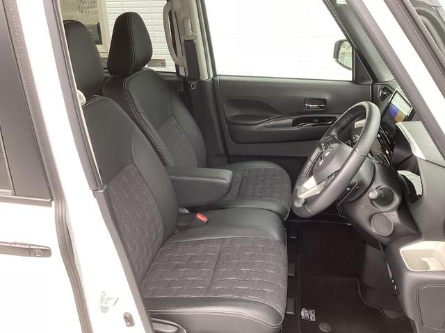 デリカミニ Ｔ　プレミアム　元試乗車　メモリーナビ　全方位モニター　ＥＴＣ　マイパイロット　衝突被害軽減ブレーキ　踏み間違い防止装置　パーキングセンサー　両側電動スライドドア　デジタルルームミラー　シートヒーター　スマートキー（12枚目）