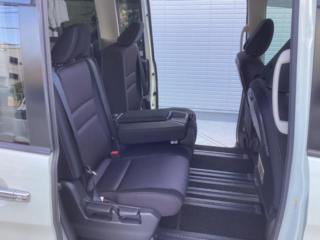 セレナ ハイウェイスター メモリーナビ バックカメラ ETC ドライブレコーダー オートクルーズコントロール 衝突被害軽減ブレーキ パーキングセンサー 両側電動スライドドア アイドリングストップ フォグランプ スマートキー(20枚目)