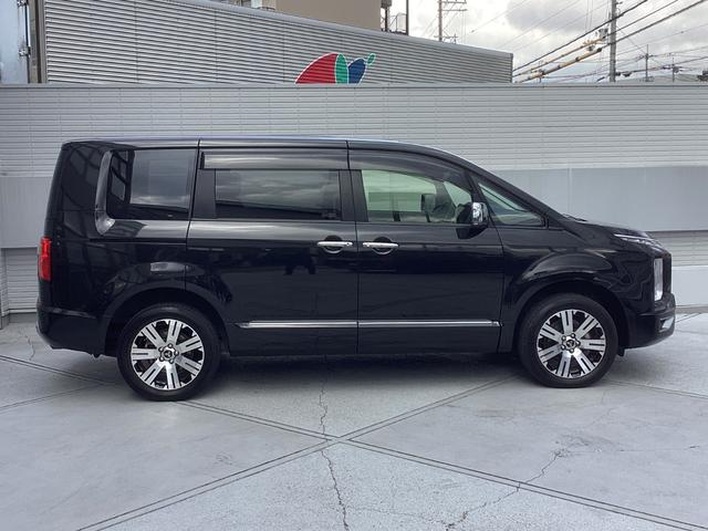 デリカD:5 P ワンオーナー メモリーナビ 全方位モニター 後席モニター ETC2.0 ドラレコ前後 レーダークルーズコントロール 衝突被害軽減ブレーキ 後側方車両検知警報システム 両側電動スライドドア 電動シート(18枚目)