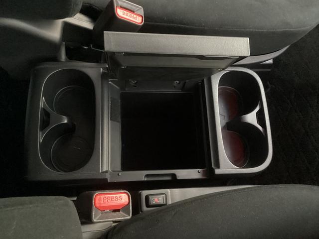 デリカD:5 P ワンオーナー メモリーナビ 全方位モニター 後席モニター ETC2.0 ドラレコ前後 レーダークルーズコントロール 衝突被害軽減ブレーキ 後側方車両検知警報システム 両側電動スライドドア 電動シート(60枚目)