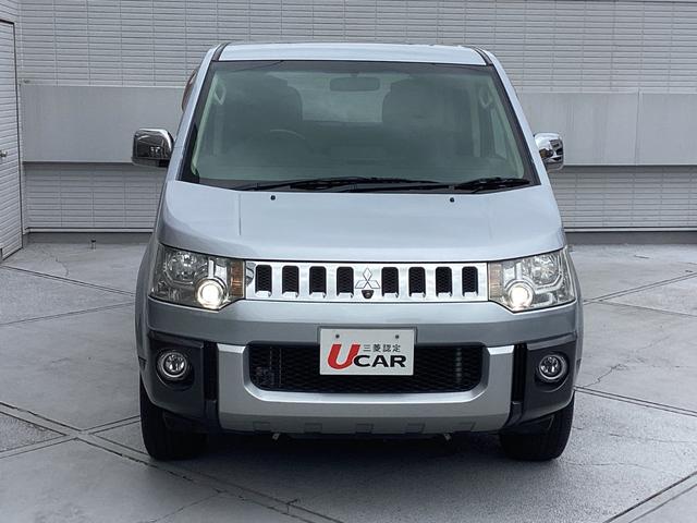 デリカＤ：５ シャモニー　ＨＤＤナビ　バックカメラ　ＥＴＣ　オートクルーズコントロール　両側電動スライドドア　横滑り防止装置　ディスチャージヘッドライト　オートライトコントロール　フォグランプ　スマートキー（2枚目）