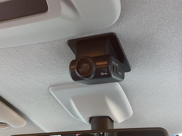 デリカミニ Ｔ　プレミアム　ワンオーナー　メモリーナビ　全周囲カメラ　マイパイロット　ドライブレコーダー　衝突被害軽減ブレーキ　踏み間違い防止装置　パーキングセンサー　両側電動スライドドア　シートヒーター　ルーフレール（9枚目）