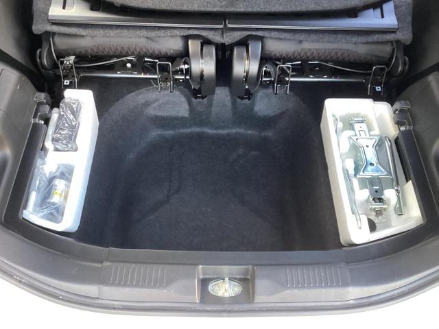 �������̎��̃p���N�C���L�b�g�̓��Q�b�W�X�y�[�X���ɐύڂ���Ă��܂��I