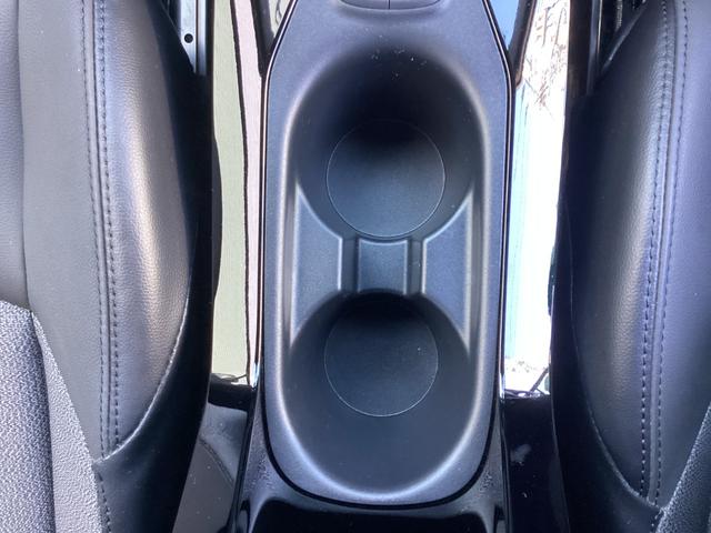 カローラクロス ハイブリッド　Ｚ　ワンオーナー　メモリーナビ　全周囲カメラ　ＥＴＣ　ドライブレコーダー　レーダークルーズコントロール　衝突被害軽減ブレーキ　後側方車両検知警報システム　電動シート　電動リヤゲート　シートヒーター（50枚目）