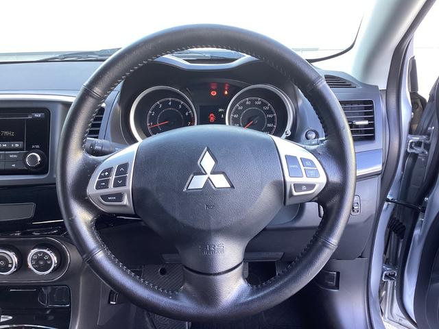 �n���h��������Ή^�]�������C���������܂��Ă���I