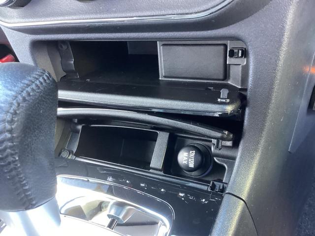 �A�N�Z�T���[�\�P�b�g������̂Ŏԗp�̌g�т̏[�d���h���C�u���R�[�_�[���̓d���Ƃ��Ă��g�p�ł���̂ŕ֗��I