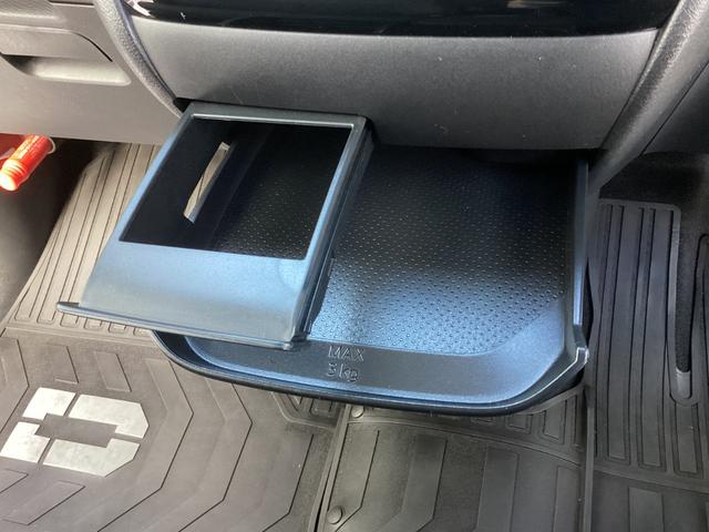 デリカミニ Ｔ　プレミアム　ワンオーナー　ディスプレイオーディオ　全周囲カメラ　ＥＴＣ　マイパイロット　衝突被害軽減ブレーキ　踏み間違い防止装置　パーキングセンサー　両側電動スライドドア　シートヒーター　デジタルルームミラー（56枚目）