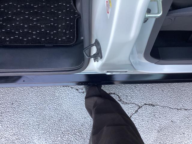 デリカミニ Ｔ　プレミアム　ワンオーナー　メモリーナビ　全周囲カメラ　ＥＴＣ　マイパイロット　衝突被害軽減ブレーキ　踏み間違い防止装置　パーキングセンサー　両側電動スライドドア　シートヒーター　デジタルルームミラー　スマートキー（14枚目）