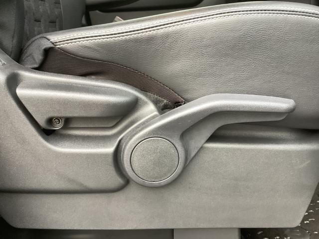 デリカミニ Ｔ　プレミアム　ワンオーナー　メモリーナビ　全周囲カメラ　ＥＴＣ　マイパイロット　ドライブレコーダー前後　衝突被害軽減ブレーキ　踏み間違い防止装置　パーキングセンサー　両側電動スライドドア　シートヒーター（52枚目）