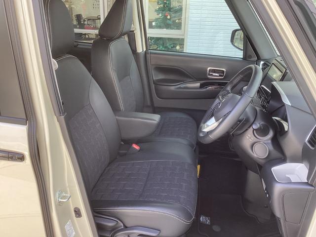 デリカミニ Ｔ　プレミアム　ワンオーナー　メモリーナビ　全周囲カメラ　ＥＴＣ　マイパイロット　衝突被害軽減ブレーキ　踏み間違い防止装置　パーキングセンサー　両側電動スライドドア　シートヒーター　オートマチックハイビーム（13枚目）