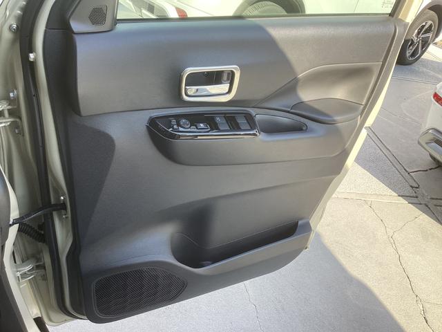 デリカミニ Ｔ　プレミアム　ワンオーナー　メモリーナビ　全周囲カメラ　ＥＴＣ　マイパイロット　衝突被害軽減ブレーキ　踏み間違い防止装置　パーキングセンサー　両側電動スライドドア　シートヒーター　オートマチックハイビーム（51枚目）