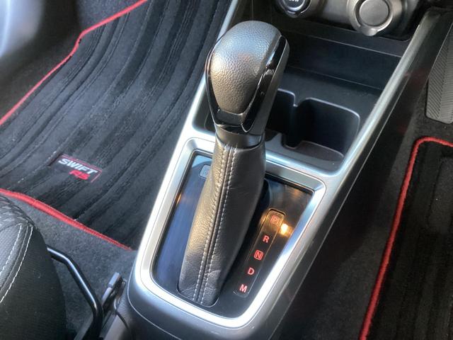 スイフト ハイブリッドRS ワンオーナー CDプレーヤー フォグランプ 衝突被害軽減ブレーキ 踏み間違い防止装置 パーキングセンサー 後側方車両検知警報システム レーダークルーズコントロール シートヒーター スマートキー(6枚目)