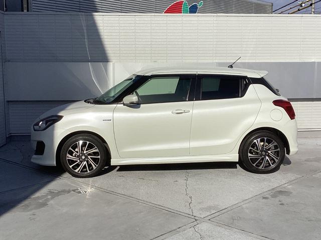 スイフト ハイブリッドRS ワンオーナー CDプレーヤー フォグランプ 衝突被害軽減ブレーキ 踏み間違い防止装置 パーキングセンサー 後側方車両検知警報システム レーダークルーズコントロール シートヒーター スマートキー(24枚目)