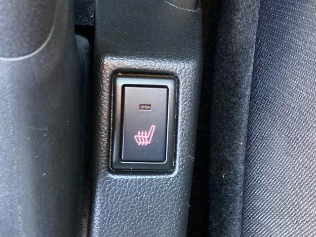 スイフト ハイブリッドRS ワンオーナー CDプレーヤー フォグランプ 衝突被害軽減ブレーキ 踏み間違い防止装置 パーキングセンサー 後側方車両検知警報システム レーダークルーズコントロール シートヒーター スマートキー(29枚目)