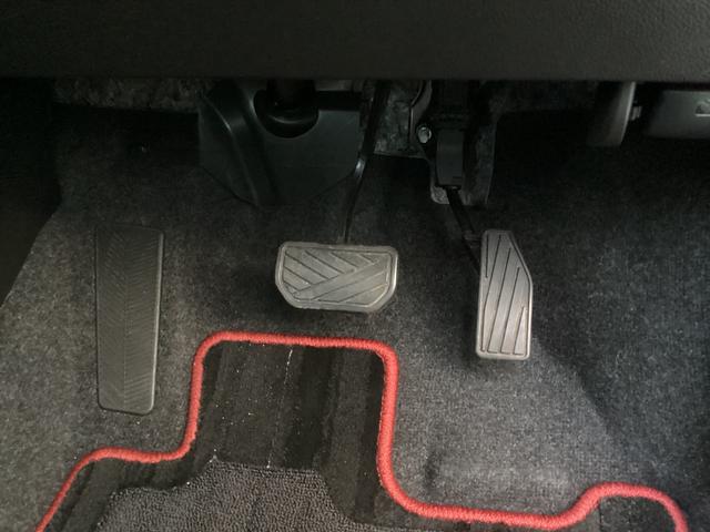 スイフト ハイブリッドRS ワンオーナー CDプレーヤー フォグランプ 衝突被害軽減ブレーキ 踏み間違い防止装置 パーキングセンサー 後側方車両検知警報システム レーダークルーズコントロール シートヒーター スマートキー(40枚目)