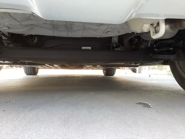 スイフト ハイブリッドRS ワンオーナー CDプレーヤー フォグランプ 衝突被害軽減ブレーキ 踏み間違い防止装置 パーキングセンサー 後側方車両検知警報システム レーダークルーズコントロール シートヒーター スマートキー(51枚目)