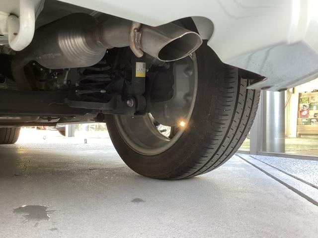 スイフト ハイブリッドRS ワンオーナー CDプレーヤー フォグランプ 衝突被害軽減ブレーキ 踏み間違い防止装置 パーキングセンサー 後側方車両検知警報システム レーダークルーズコントロール シートヒーター スマートキー(52枚目)