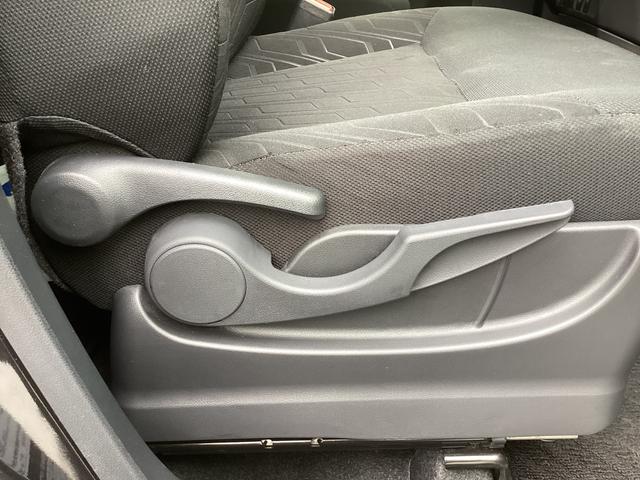 ルーミー カスタムＧ　ワンオーナー　メモリーナビ　バックカメラ　ＥＴＣ　衝突被害軽減ブレーキ　踏み間違い防止装置　パーキングセンサー　両側電動スライドドア　アイドリングストップ　シートヒーター　オートクルーズコントロール（46枚目）