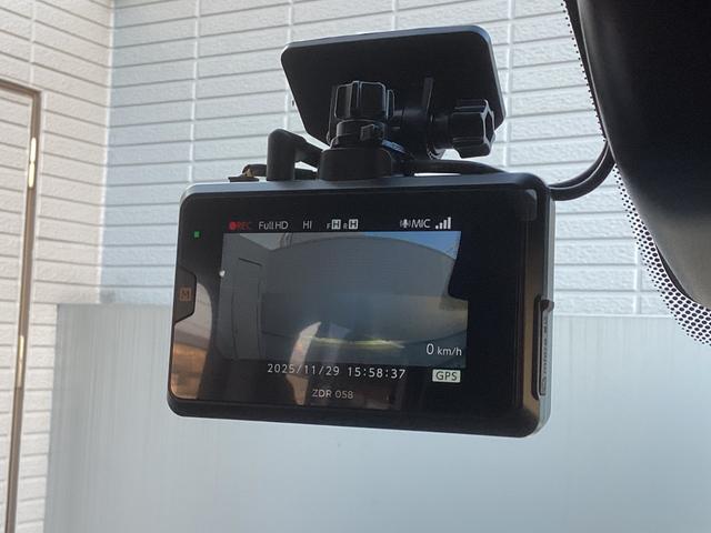 デリカミニ Ｔ　プレミアム　ワンオーナー　ディスプレイオーディオ　　ＥＴＣ　ドライブレコーダー前後　マイパイロット　衝突被害軽減ブレーキ　踏み間違い防止装置　パーキングセンサー　両側電動スライドドア　シートヒーター　スマートキー（10枚目）