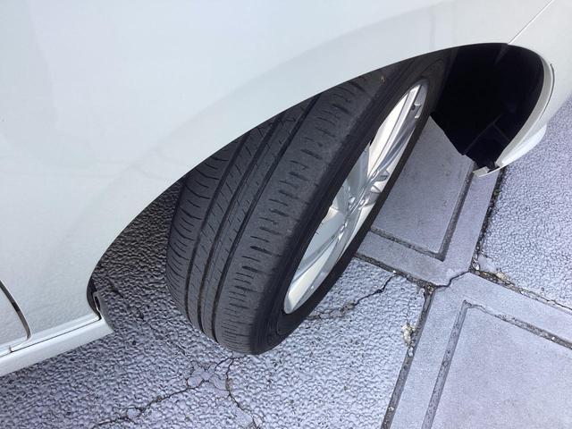 �Â��G���W���I�C���́A�G���W���g���u���̌����ƂȂ�܂��B�O�H�̂t�@�b�`�q�͐V�����G���W���I�C���Ɍ������Ă��炲�[�Ԃ����Ă��������܂��B���S�ł��I�I�I�I�I