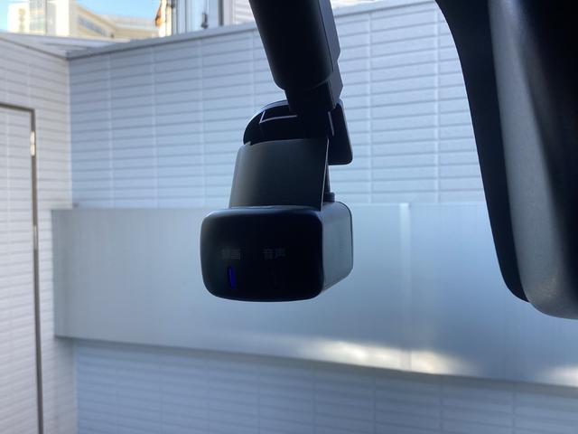 ｅＫクロススペース Ｔ　メモリーナビ　全周囲カメラ　ＥＴＣ２．０　　　ドライブレコーダー　衝突被害軽減ブレーキ　踏み間違い防止装置　パーキングセンサー　両側電動スライドドア　シートヒーター　オートマチックハイビーム（9枚目）