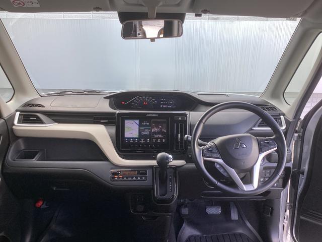 デリカＤ：２ ハイブリッドＭＺ　全方位カメラ付ナビパッケージ　ワンオーナー　メモリーナビ　全周囲カメラ　レーダークルーズコントロール　衝突被害軽減ブレーキ　踏み間違い防止装置　パーキングセンサー　両側電動スライドドア　シートヒーター　スマートキー（11枚目）