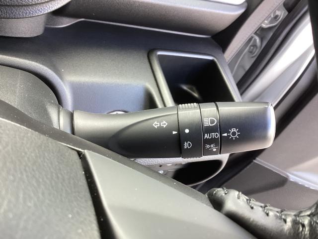 デリカＤ：２ ハイブリッドＭＺ　全方位カメラ付ナビパッケージ　ワンオーナー　メモリーナビ　全周囲カメラ　レーダークルーズコントロール　衝突被害軽減ブレーキ　踏み間違い防止装置　パーキングセンサー　両側電動スライドドア　シートヒーター　スマートキー（33枚目）