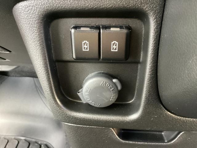 デリカＤ：２ ハイブリッドＭＺ　全方位カメラ付ナビパッケージ　ワンオーナー　メモリーナビ　全周囲カメラ　レーダークルーズコントロール　衝突被害軽減ブレーキ　踏み間違い防止装置　パーキングセンサー　両側電動スライドドア　シートヒーター　スマートキー（56枚目）