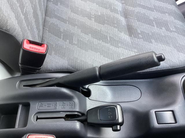 キャリイトラック KCエアコン・パワステ エアコン パワステ ラジオ 5MT 4WD リヤゲートチェーン(26枚目)