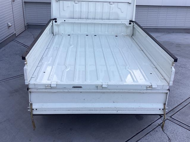 キャリイトラック KCエアコン・パワステ エアコン パワステ ラジオ 5MT 4WD リヤゲートチェーン(33枚目)