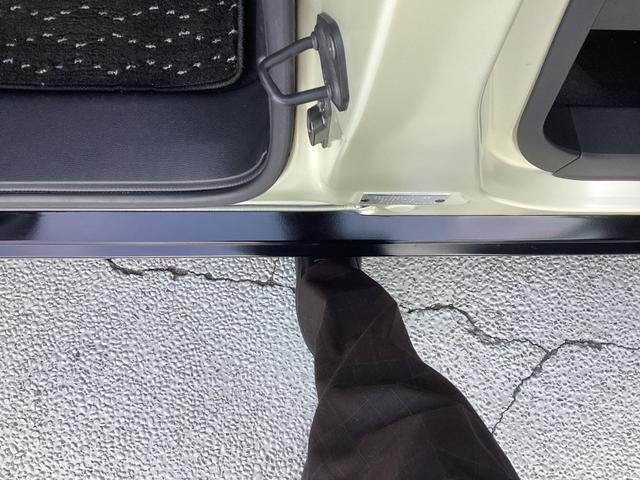 デリカミニ Ｔ　プレミアム　ワンオーナー　メモリーナビ　全周囲カメラ　ＥＴＣ２．０　ドライブレコーダー　マイパイロット　衝突被害軽減ブレーキ　踏み間違い防止装置　パーキングセンサー　両側電動スライドドア　シートヒーター（16枚目）