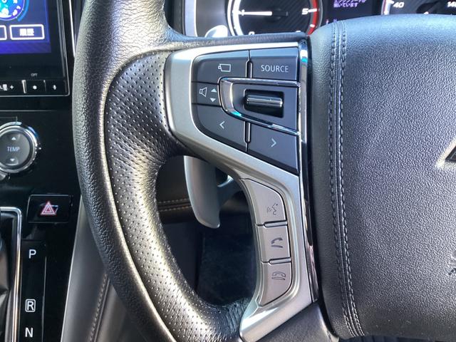 �X�e�A�����O�I�[�f�B�I�����R�������@�n���h�������𗣂��Ȃ��Ă��J�[�i�r�̑��삪�ł���̂ň��S�^�]�ɂ��q����܂��I