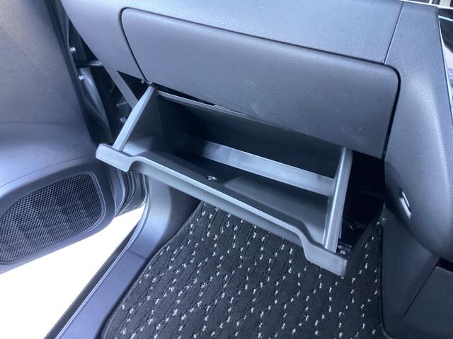 デリカミニ 　ワンオーナー　９インチディスプレイオーディオ　全周囲カメラ　ＥＴＣ　マイパイロット　衝突被害軽減ブレーキ　踏み間違い防止装置　パーキングセンサー　両側電動スライドドア　シートヒーター　サーキュレーター（51枚目）