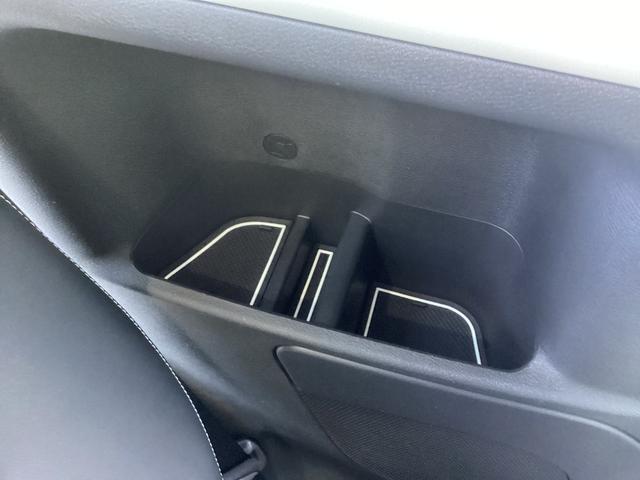 デリカミニ 　ワンオーナー　９インチディスプレイオーディオ　全周囲カメラ　ＥＴＣ　マイパイロット　衝突被害軽減ブレーキ　踏み間違い防止装置　パーキングセンサー　両側電動スライドドア　シートヒーター　サーキュレーター（61枚目）