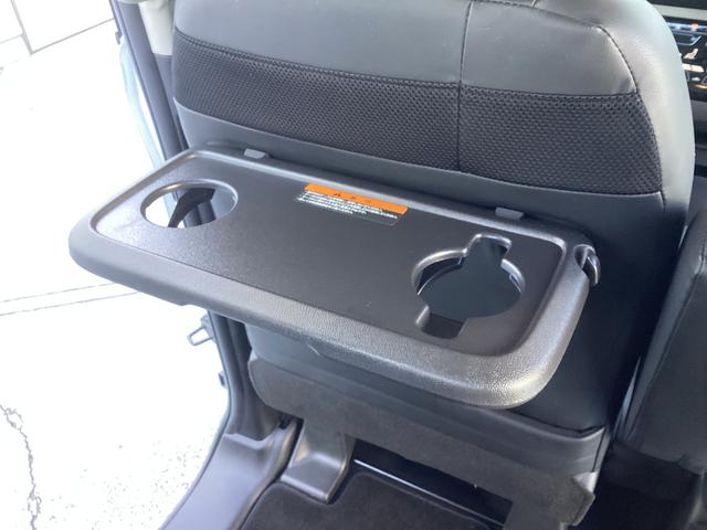 デリカミニ Ｔ　プレミアム　ワンオーナー　メモリーナビ　全周囲カメラ　ＥＴＣ２．０　ドライブレコーダー　マイパイロット　衝突被害軽減ブレーキ　踏み間違い防止装置　パーキングセンサー　両側電動スライドドア　シートヒーター（23枚目）