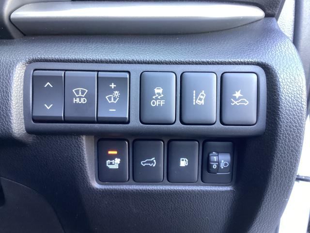 エクリプスクロスＰＨＥＶ Ｐ　元試乗車　電気温水式ヒーター　電動シート　スマホ連携ナビ　全周囲カメラ　ＥＴＣ２．０　マイパイロット　衝突被害軽減ブレーキ　後側方車両検知警報システム　ＡＣ１５００Ｗ　電動リヤゲート　シートヒーター（8枚目）