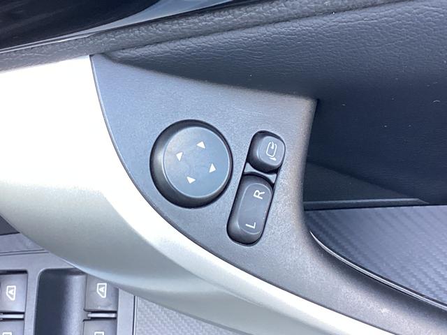 エクリプスクロスＰＨＥＶ Ｐ　元試乗車　電気温水式ヒーター　電動シート　スマホ連携ナビ　全周囲カメラ　ＥＴＣ２．０　マイパイロット　衝突被害軽減ブレーキ　後側方車両検知警報システム　ＡＣ１５００Ｗ　電動リヤゲート　シートヒーター（54枚目）